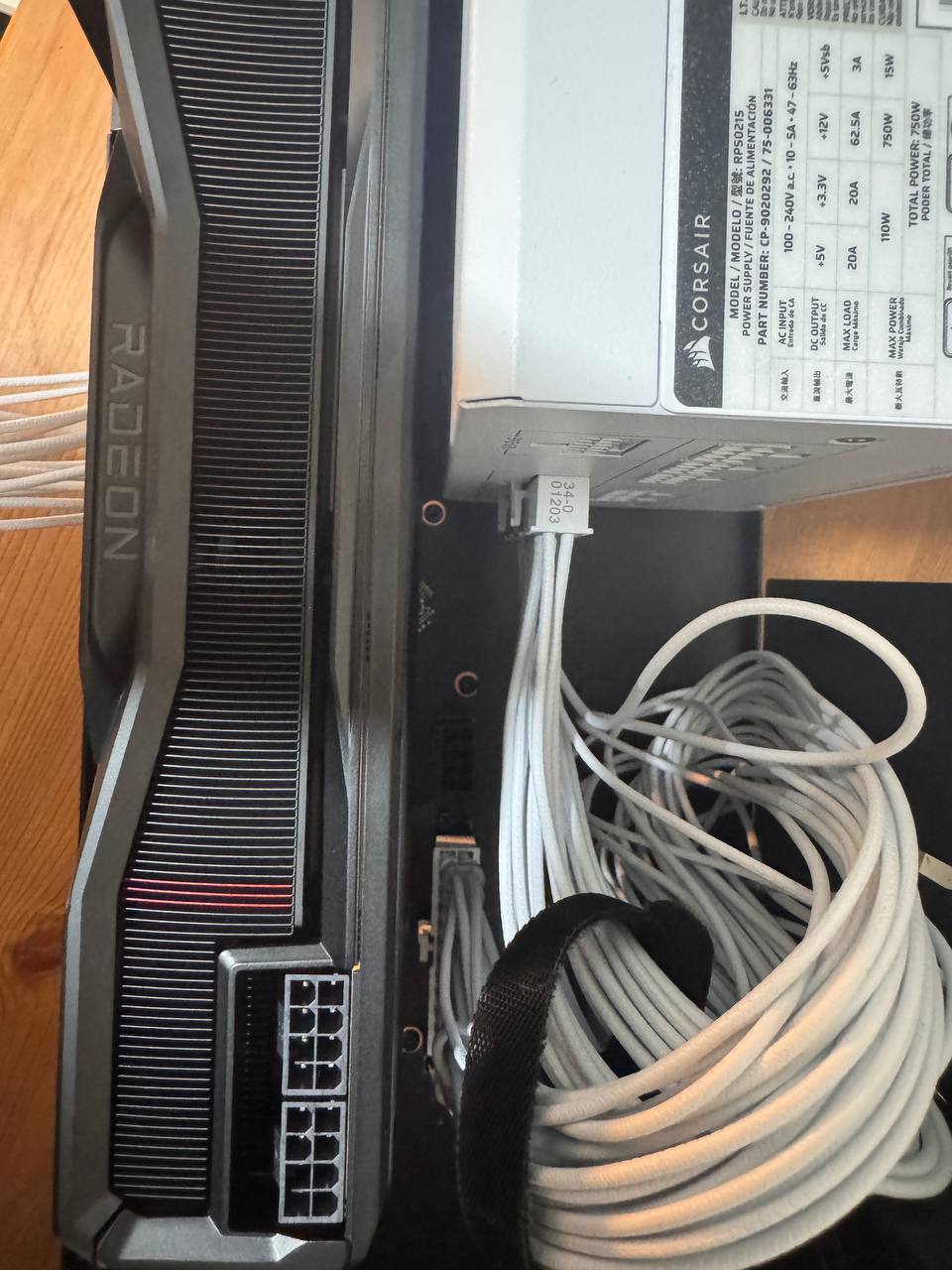 Radeon 7900 XTX power connectors and cabling detail